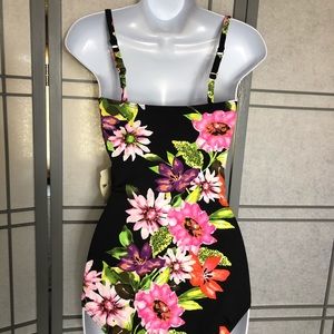 Tommy Bahama Swim - Tommy Bahama floral one piece Tommy Bahama Swim - Tommy Bahama floral one piece
